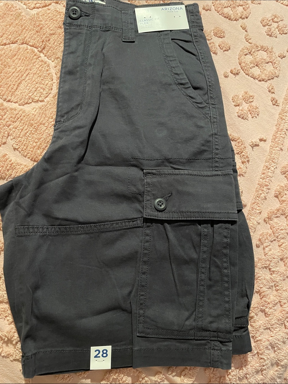 Arizona Jean Company Men’s size 28 Black Cargo Shorts - Classic Style